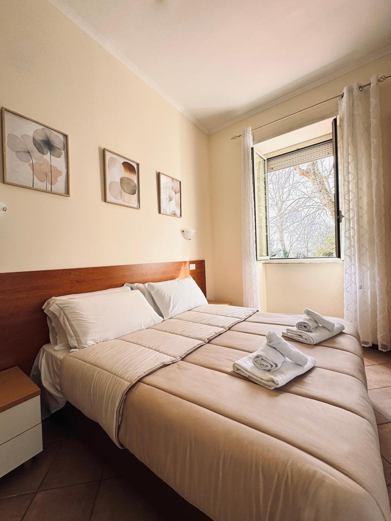 Hotel Villa Robinia Genzano di Roma Exterior foto